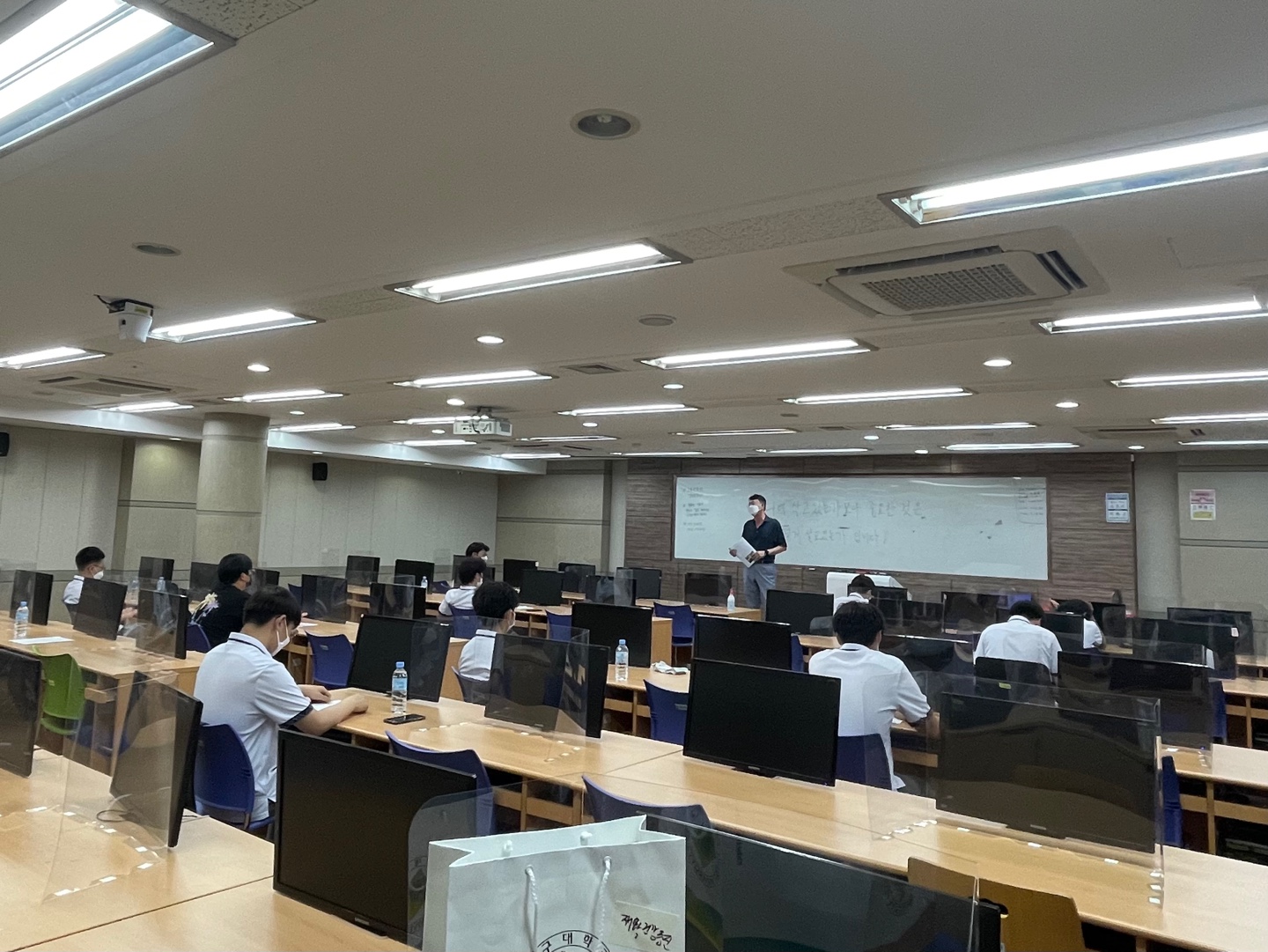 예비 재건인들과 함께...